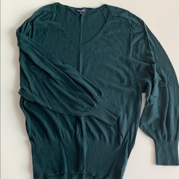 Super soft, lightweight Splendid top! - Picture 1 of 4